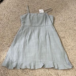 Forever 21 Light Blue Fitted Dress in Sz M NWT